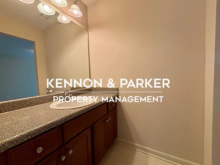 108 Blue Spruce Dr — Photo 26