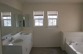 5th image of 19715 Silverwood Dr
