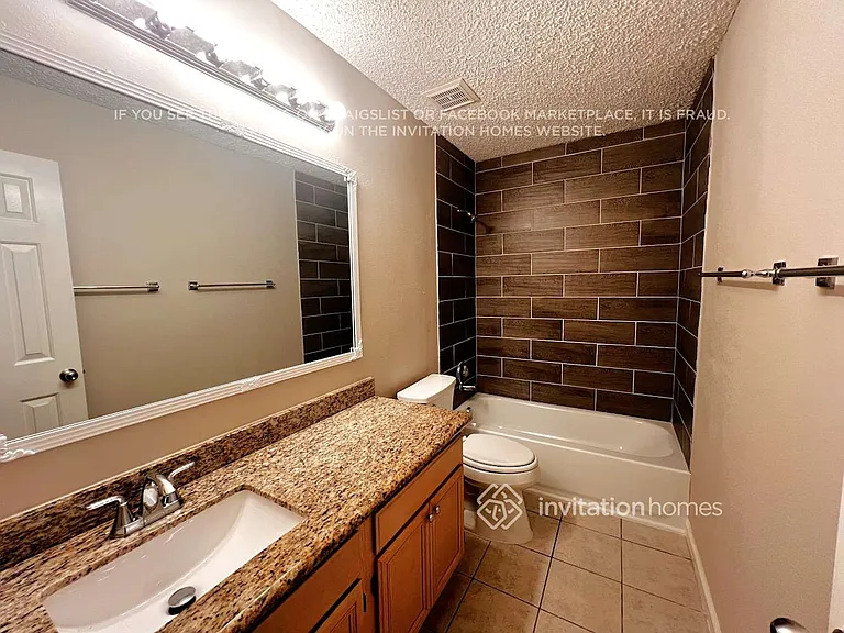 2110 Castle Dr — Photo 13