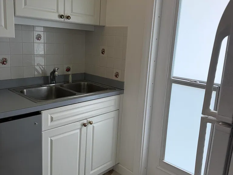 1100 Pine Dr #102 — Photo 6