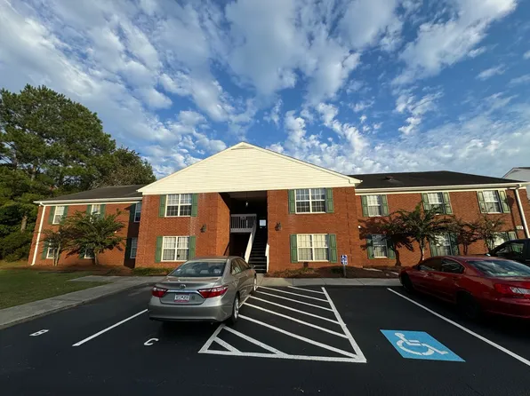 527 Third Loop Rd #D, Florence, SC 29505