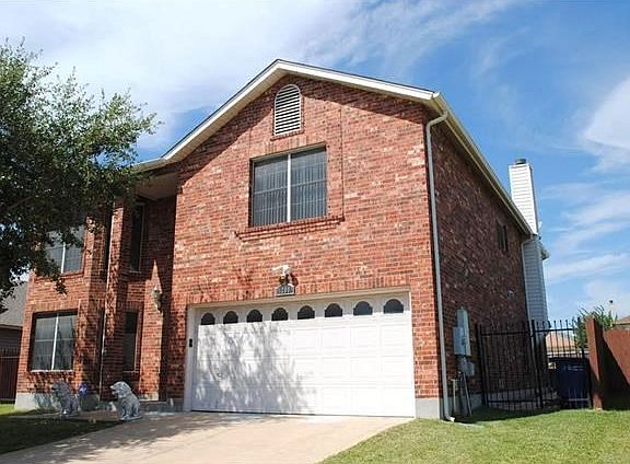 2nd image of 1200 Porterfield Dr