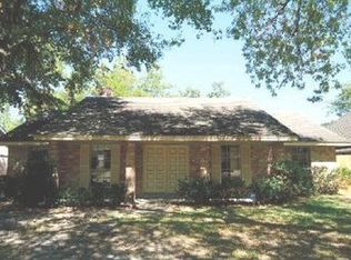 3902 Black Locust Dr, Houston, TX 77088