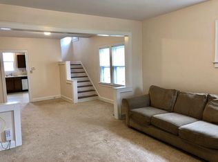 885 Thomas Rd, Columbus, OH 43212