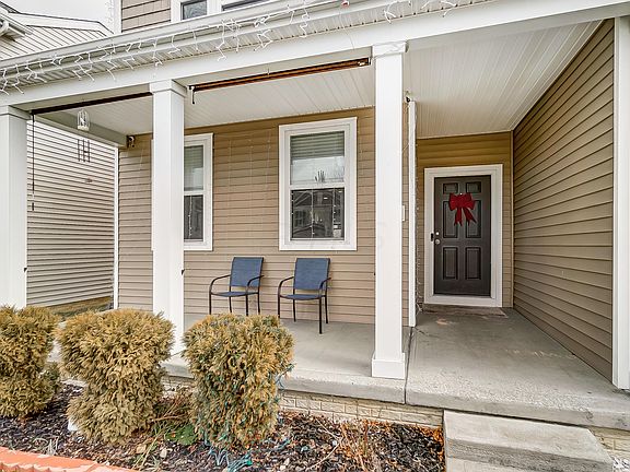 4th image of 1182 Jayhawk St