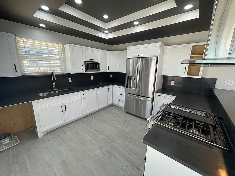 330 Plantation — Photo 9