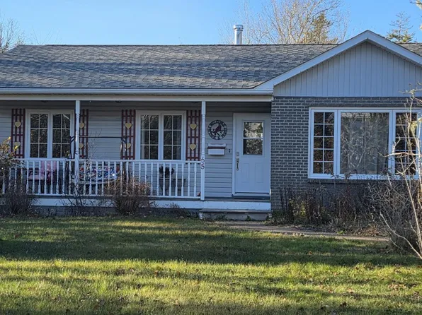 65 Westwind Rdg, Halifax, NS B4E 3B4