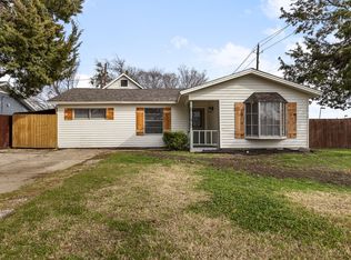 1099 Easy St, Grapevine, TX 76051