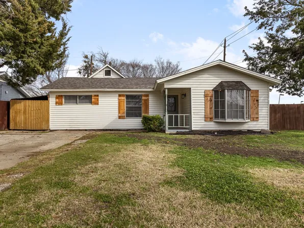 1099 Easy St, Grapevine, TX 76051