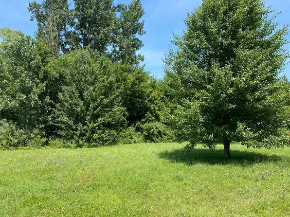 3859 Bacon School Rd, Saint Joseph, MI 49085