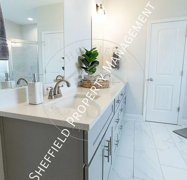 7322 Pine Chase Dr — Photo 19