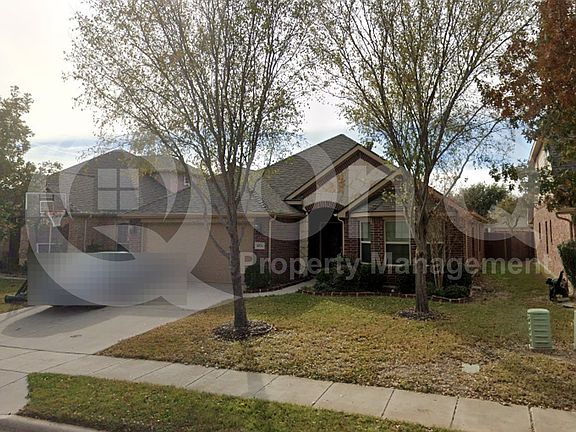 2nd image of 4524 Lakeside Hollow St