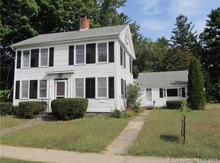 11 Essex St, Essex, CT 06417