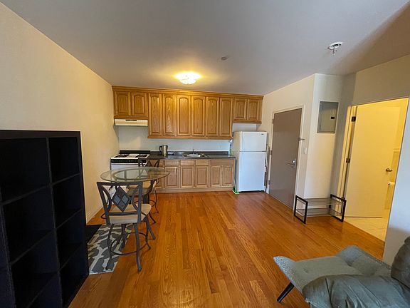 5th image of 25-72 31st St #3B