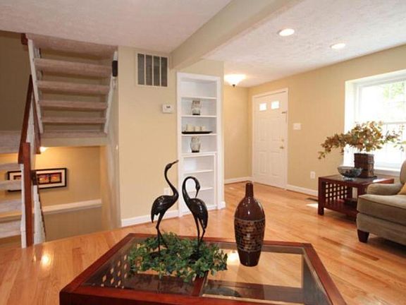 3rd image of 3941 Plum Run Ct