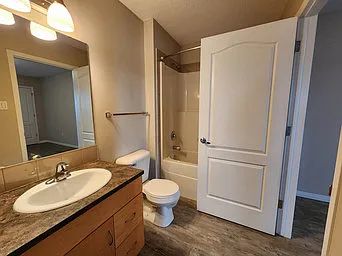 10 Nevada Pl #201 — Photo 22