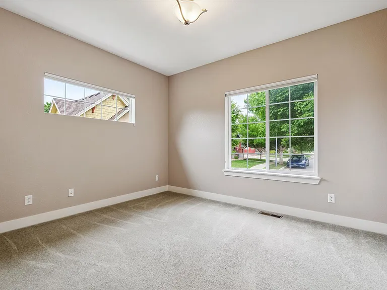 Main level secondary bedroom
