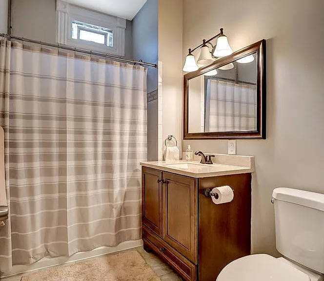 2546 Ingleside Ave #2 — Photo 24