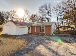 4828 Storeyland Dr, Alton, IL 62002