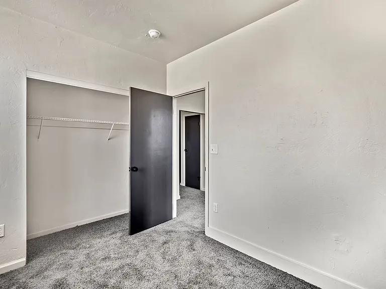 Gladden Building — Photo 10