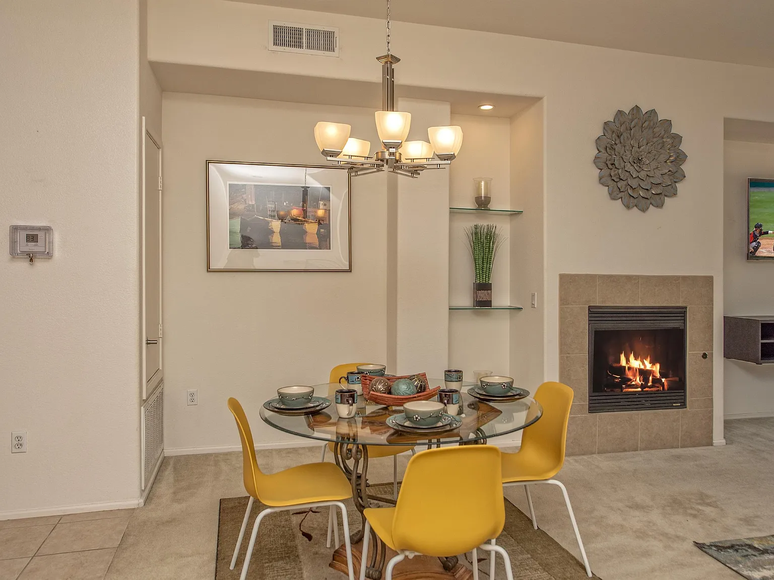 2 bed, 3.0 bath, 1784 sqft, $2,400 — Photo 3