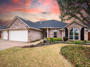 11308 Shasta Ln, Oklahoma City, OK 73162