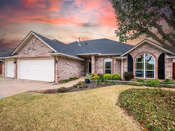 11308 Shasta Ln, Oklahoma City, OK 73162