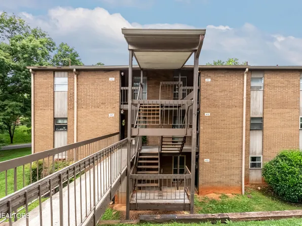 417 Canberra Dr #132, Knoxville, TN 37923