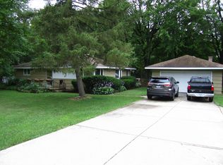 56749 Pear Rd, South Bend, IN 46619