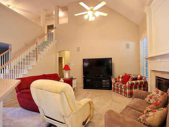 2nd image of 3409 Willowcreek Dr
