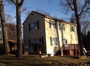 525 Brooklyn Mountain Rd, Hopatcong, NJ 07843