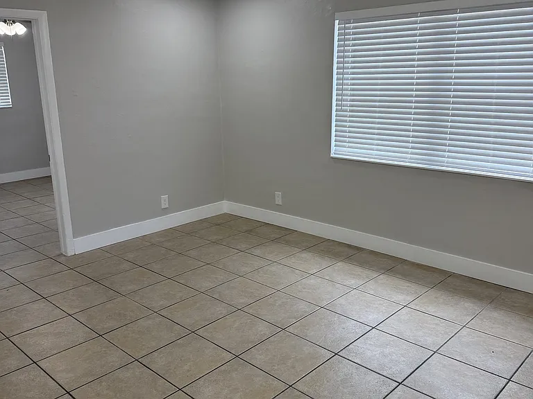 1331 Holly Heights Dr #1 — Photo 4