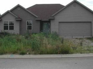 2234 Roaming Hills Dr, Richmond, IN 47374