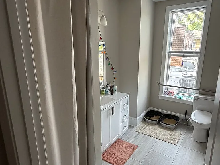 1309 W Main St #B — Photo 8