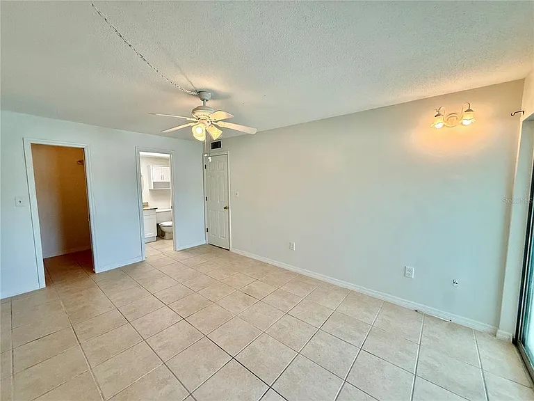 5111 Amulet Dr #B105 — Photo 14