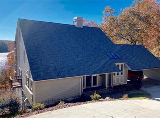 2734 Bridgewater Dr, Gainesville, GA 30506