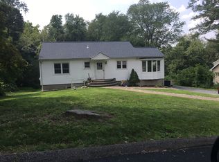 6 Mountain View Rd, Cortlandt Manor, NY 10567