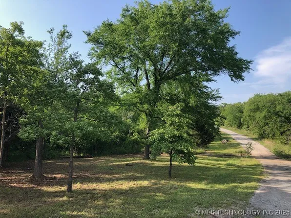 21500 S Mingo Rd E, Mounds, OK 74047