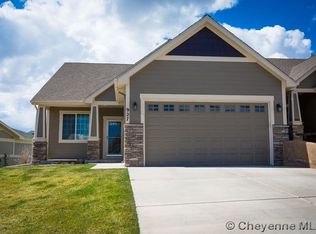 927 Feather Rdg, Cheyenne, WY 82009