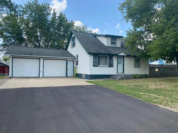 207 Greenwood Ave NW, Wadena, MN 56482