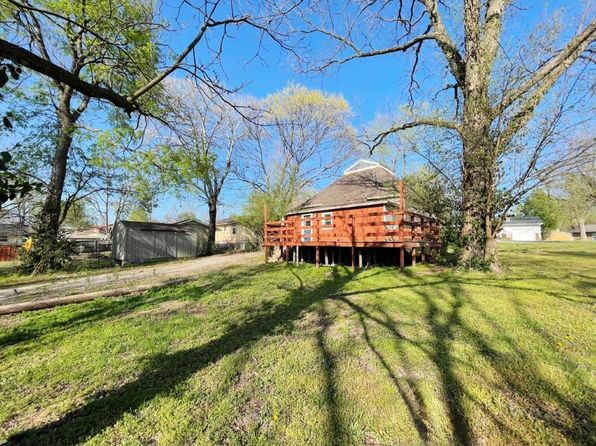 402 George St, Berryville, AR 72616