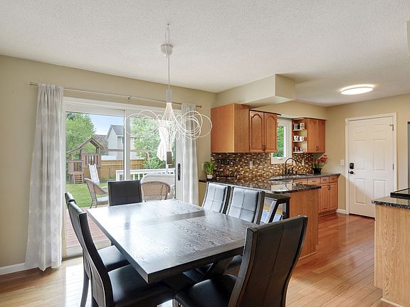 4th image of 11471 Kensington Dr
