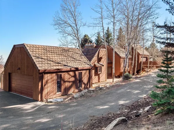 21689 Cabrini Boulevard, Golden, CO 80401