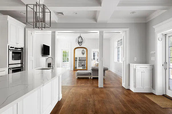 Sold by Compass | media 2