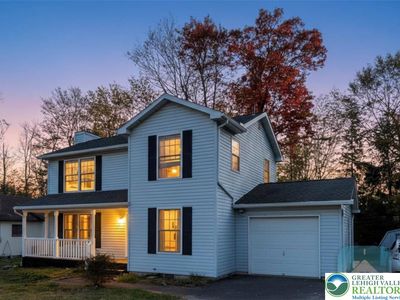 1120 Country Place Dr, Tobyhanna, PA, 18466
