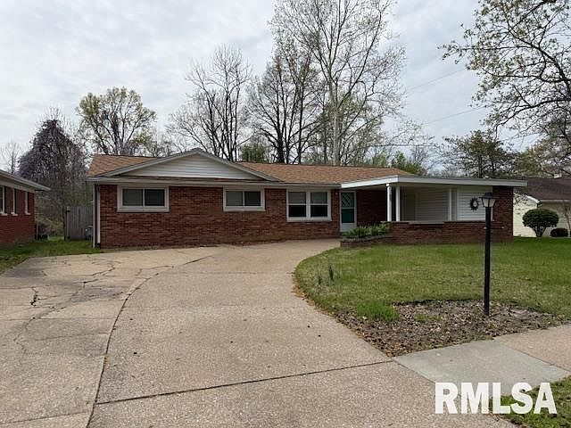 1st image of 804 S Emerald Ln