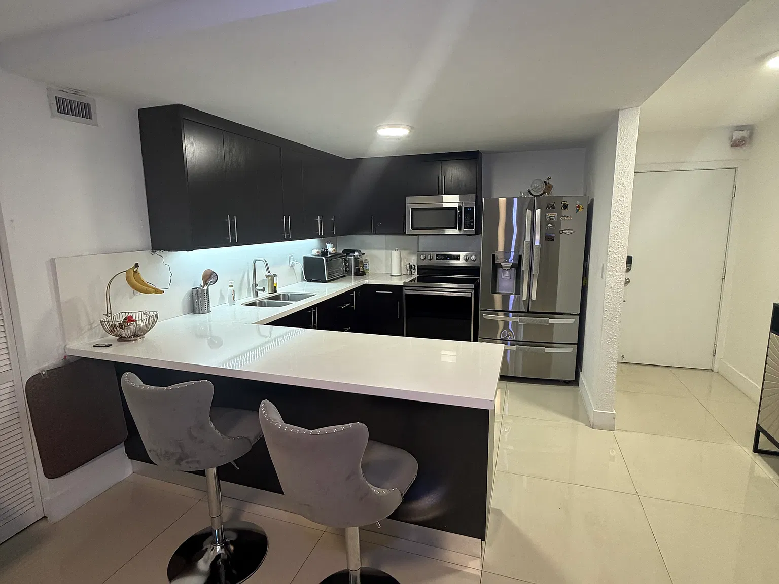 3 bed, 1309 sqft, $2,800 — Photo 1