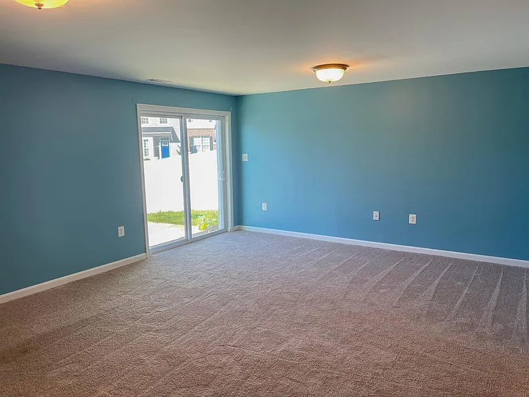 45722 Bethfield Way — Photo 16