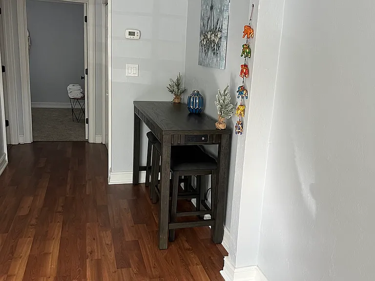 La Mediterranean Apartments — Photo 24