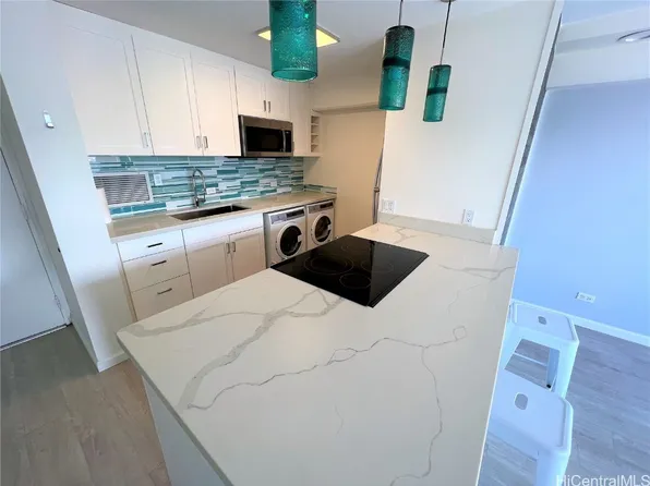 2333 Kapiolani Blvd APT 3102, Honolulu, HI 96826